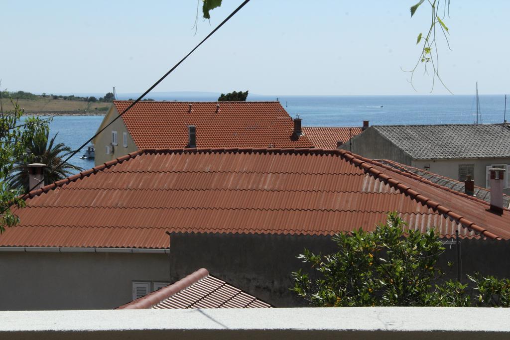 Novalja Inn 2 Ngoại thất bức ảnh