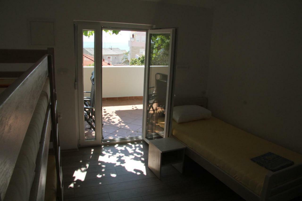 Novalja Inn 2 Ngoại thất bức ảnh