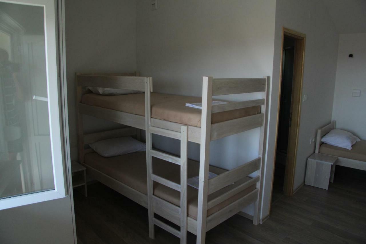 Novalja Inn 2 Ngoại thất bức ảnh